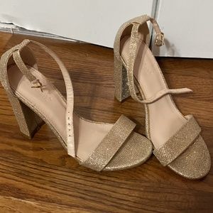 Gold block heel shoes size 7
